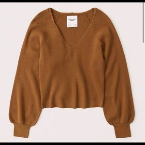 Abercrombie & Fitch Sweater